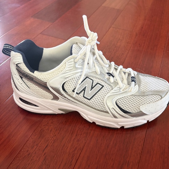 New Balance 530’s - Picture 2 of 3